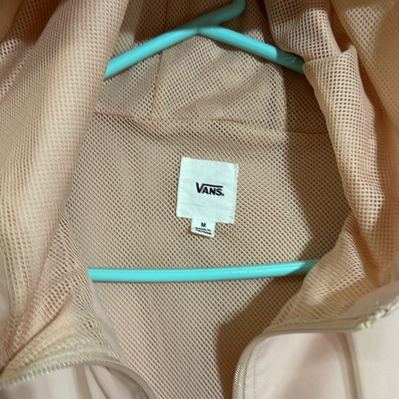 Vans Peach nude wind breaker lightweight off the wall - Picture 9 of 9